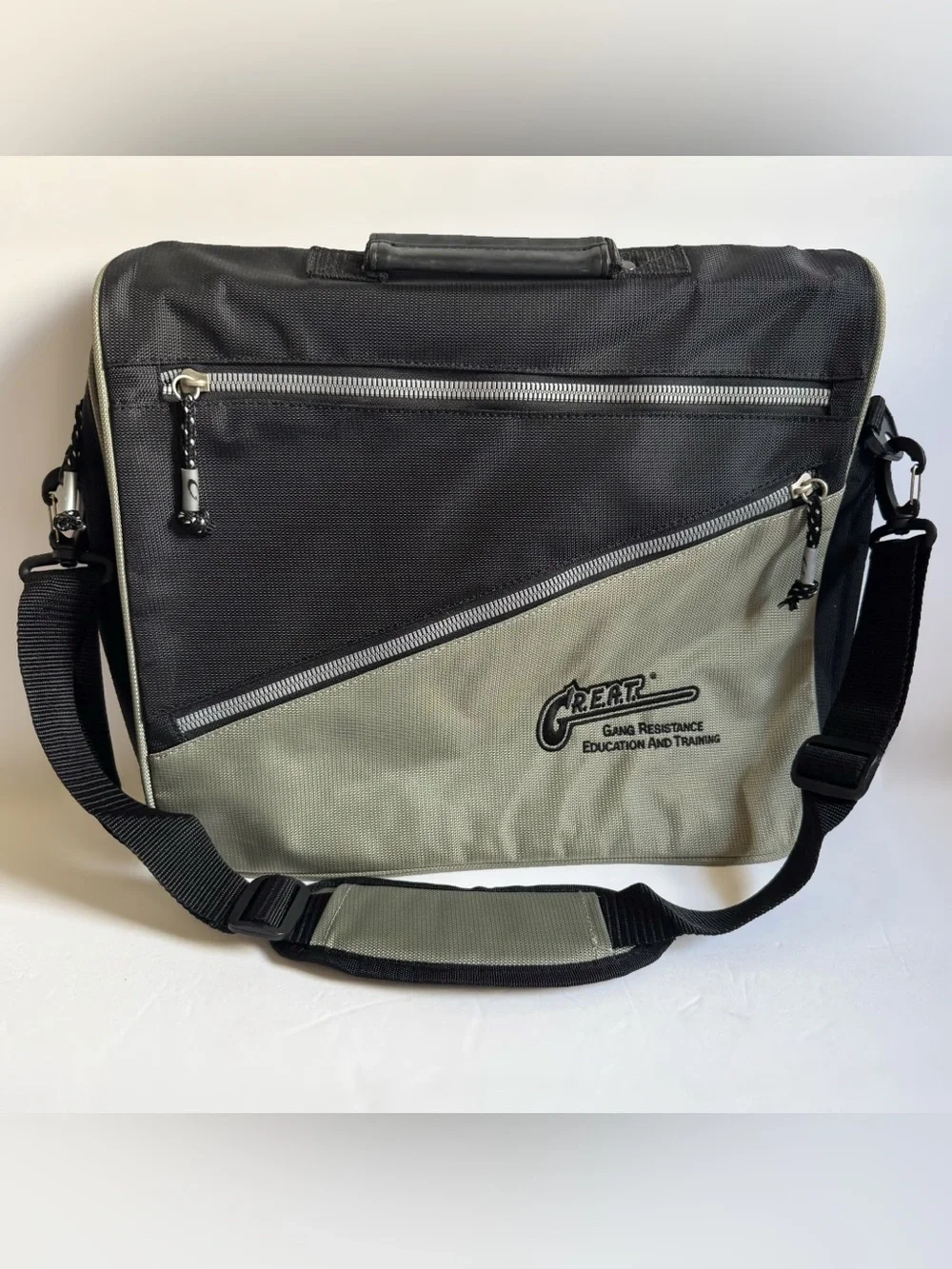 Vtg GREAT Gang Resistance Training Gemline Messenger Laptop Bag Briefcase